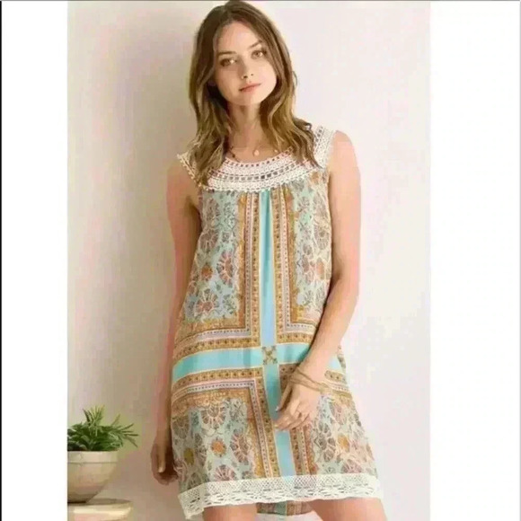 Entro Lace Applique Border Print Dress - Picture 1 of 3